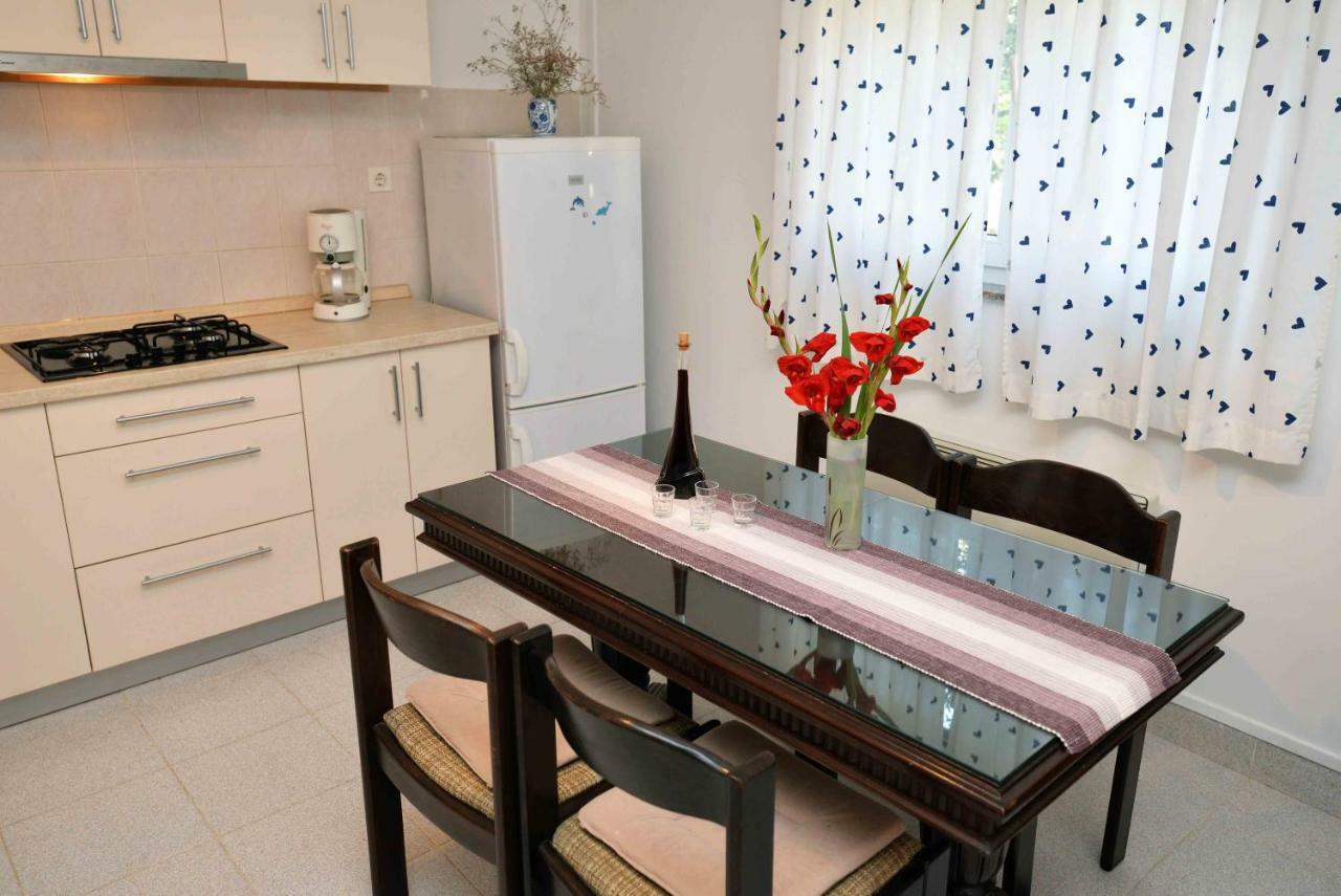 Apartment Miracle Муртер Екстериор снимка