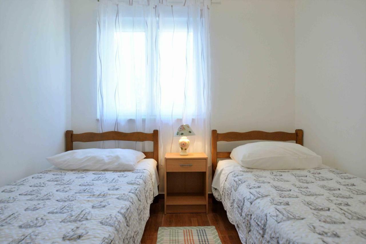 Apartment Miracle Муртер Екстериор снимка